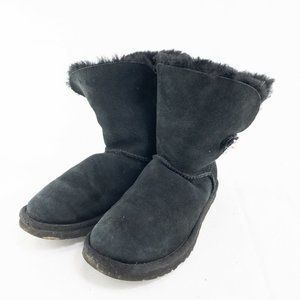 UGG Boots Womens Size 6 Black Ankle Boot Round Toe Comfort Winter Shoes